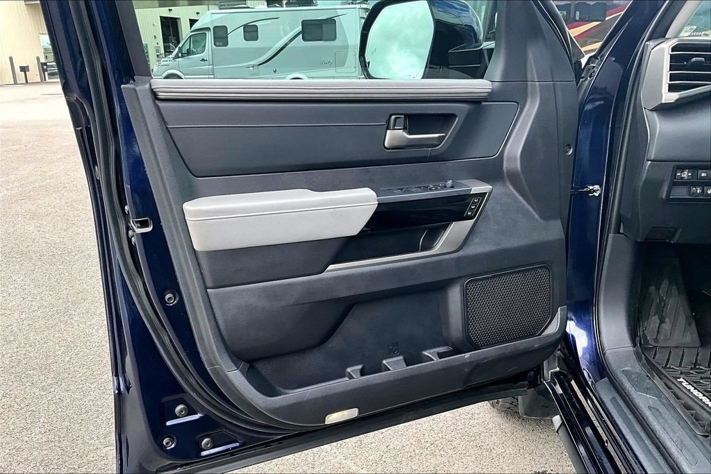 Used 2023 Toyota Tundra Limited AWD/4WD image 24