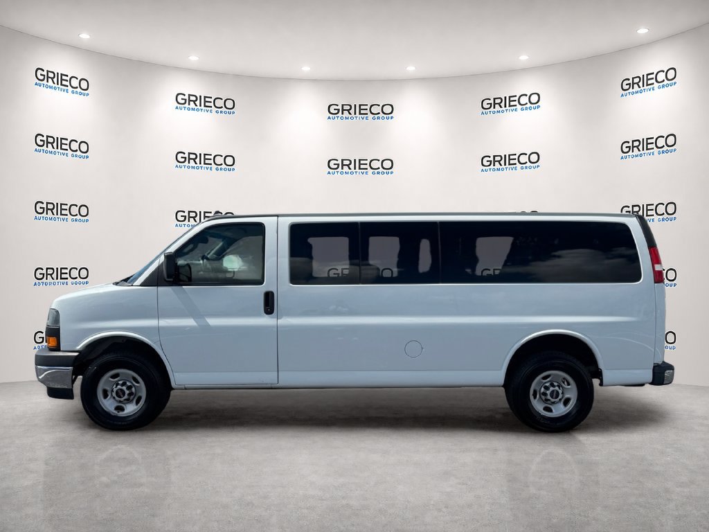 Used 2023 GMC Savana 3500 LS w/ Chrome Appearance Package RWD image 4