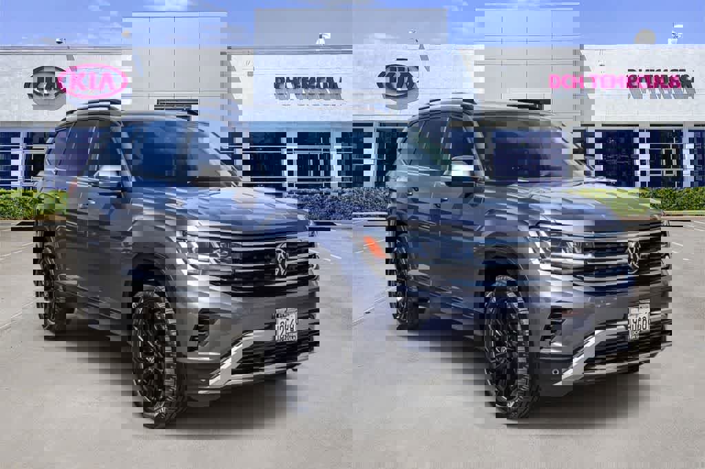 Used 2022 Volkswagen Atlas SE w/ Panoramic Sunroof Package image 3