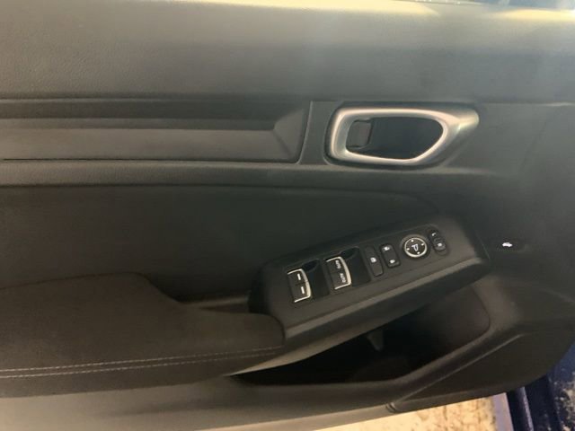 Used 2023 Honda Civic Sport image 12