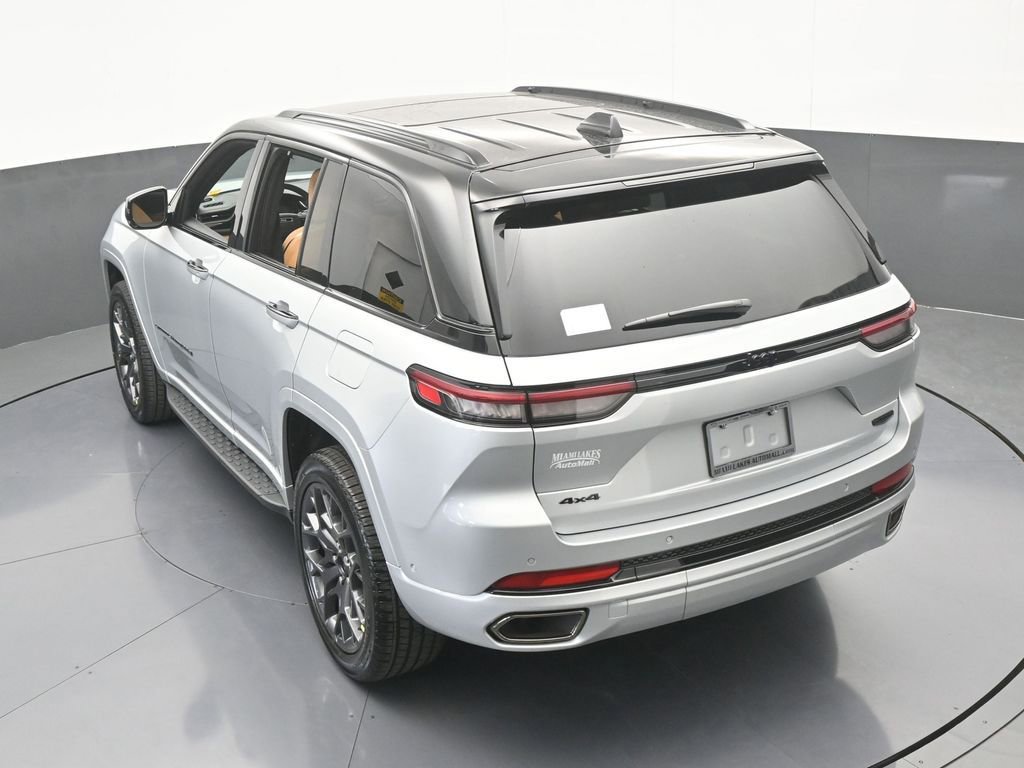 New 2025 Jeep Grand Cherokee Summit image 48