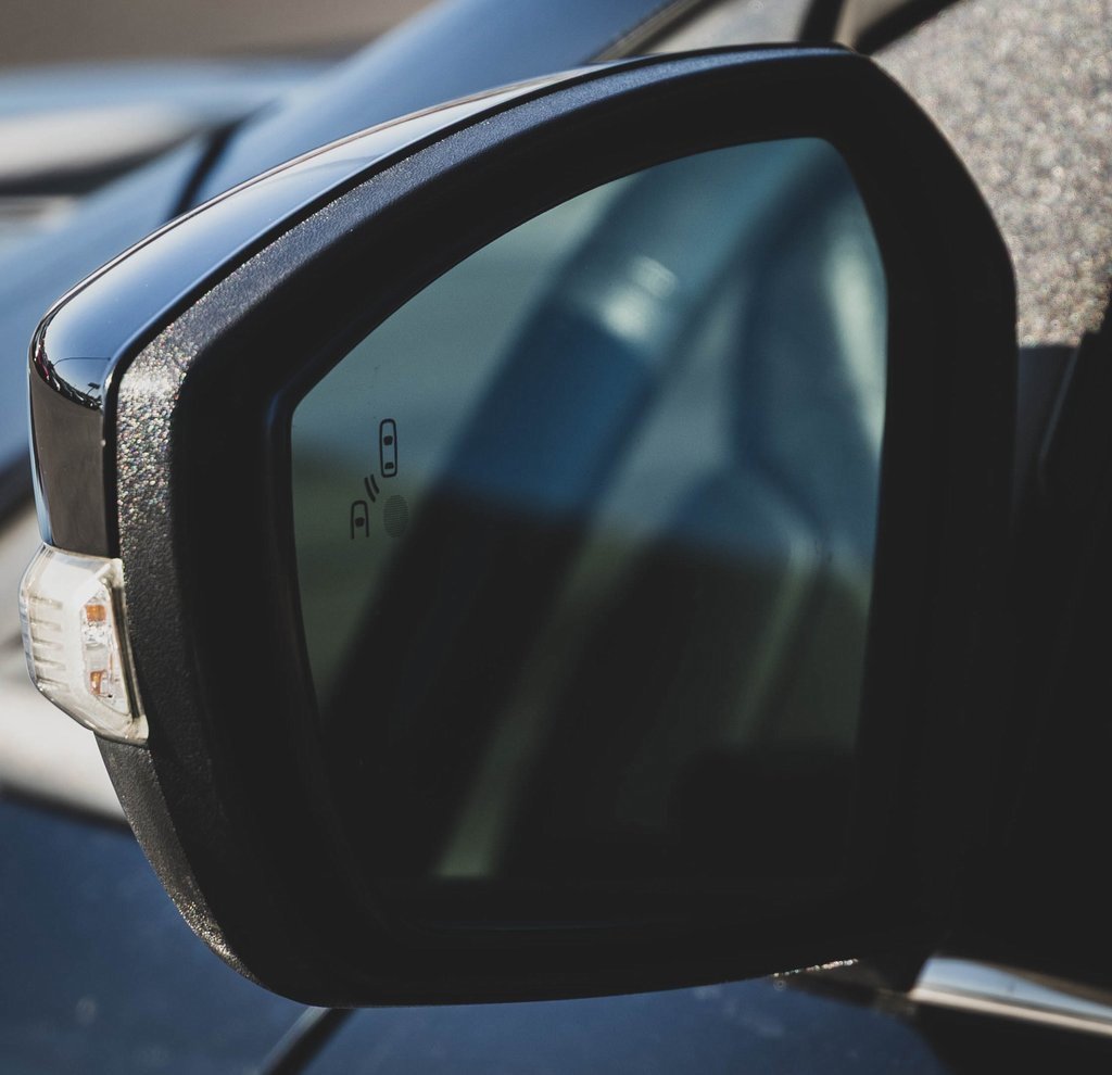 Used 2018 Ford Escape Titanium w/ Ford Safe & Smart Package image 28