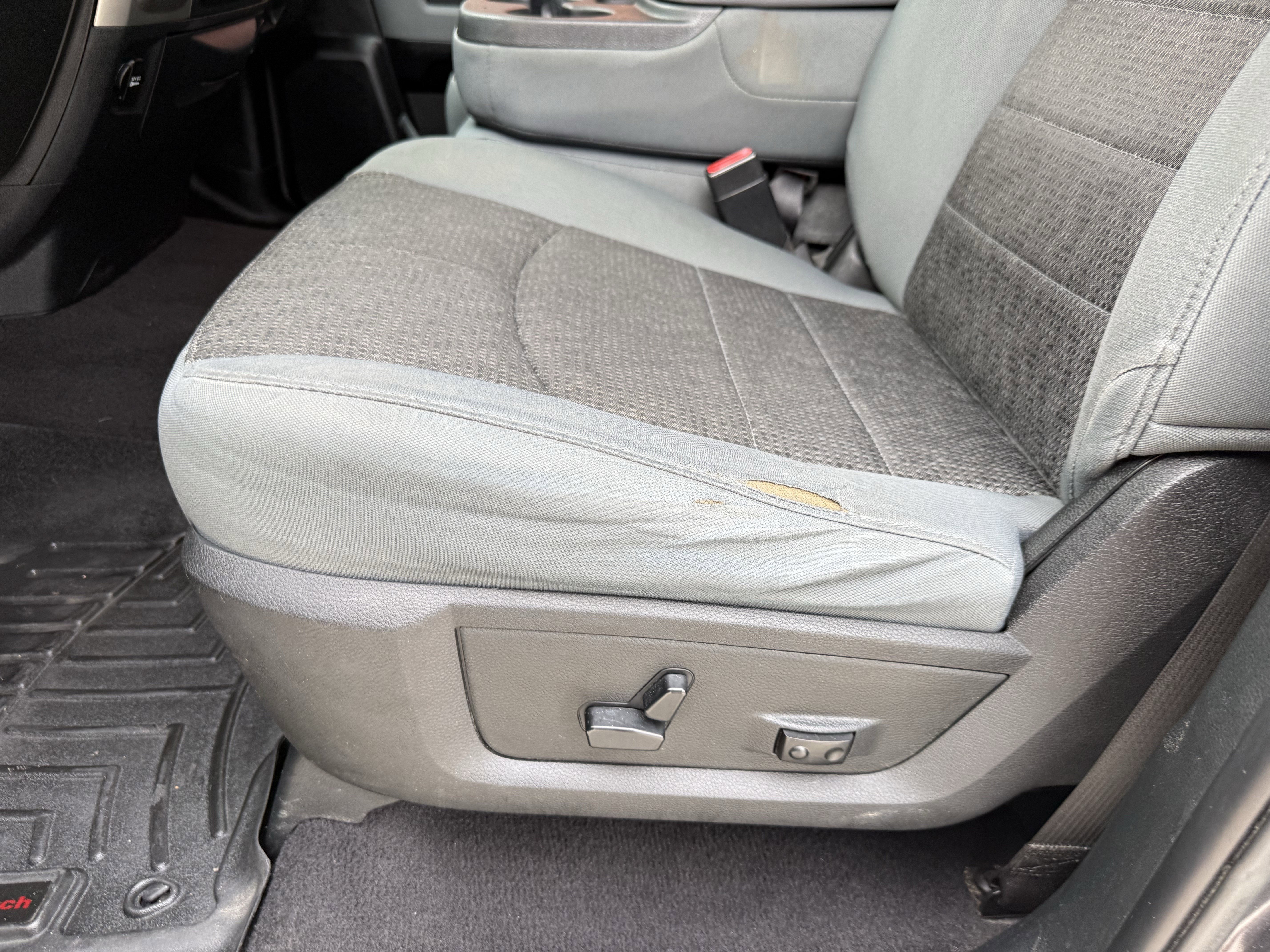 Used 2018 RAM 1500 Lone Star image 32