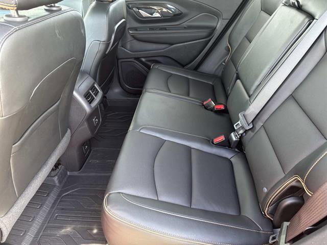 Used 2024 GMC Terrain AT4 image 19