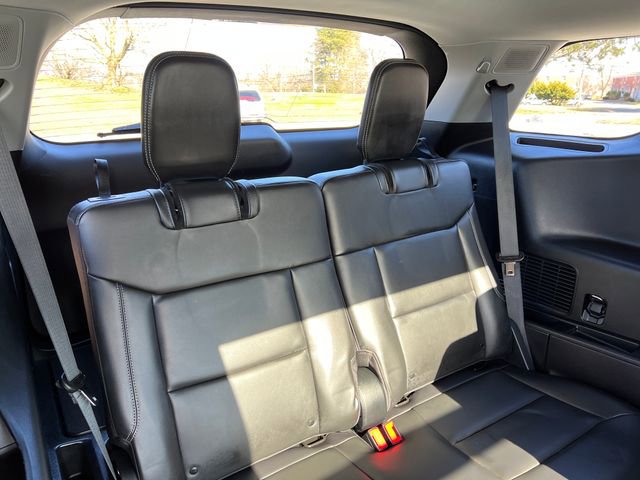 Certified 2023 Ford Explorer XLT w/ Equipment Group 202A image 31