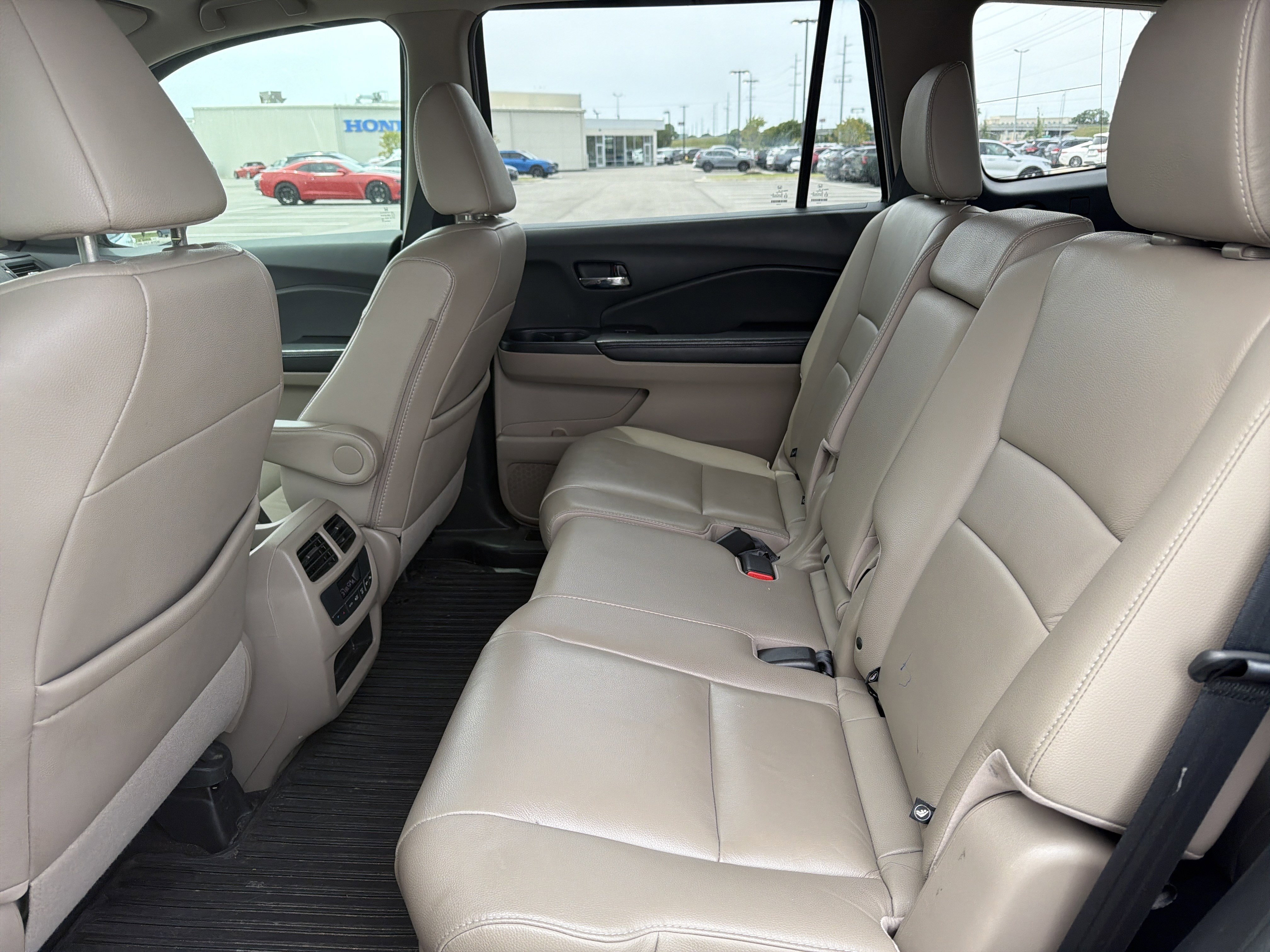 Certified 2018 Honda Pilot EX-L image 6