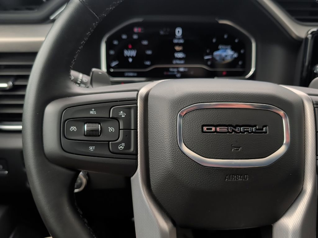 Used 2025 GMC Sierra 1500 Denali w/ Denali Reserve Package AWD/4WD image 28
