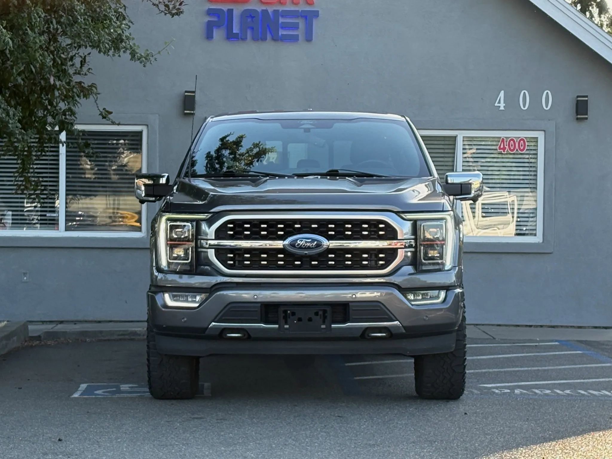 Used 2022 Ford F150 Platinum w/ FX4 Off-Road Package AWD/4WD image 2