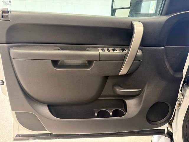Used 2011 GMC Sierra 3500 SLE w/ SLE Preferred Package AWD/4WD image 15