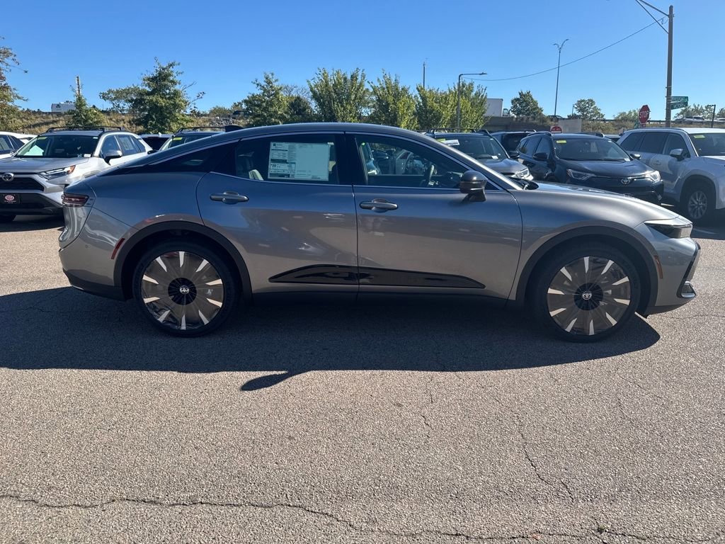 New 2026 Toyota Crown Platinum image 8