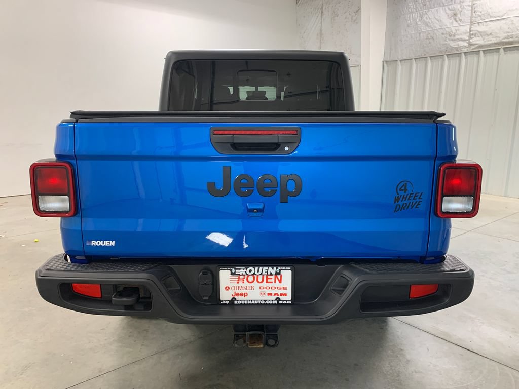 Used 2023 Jeep Gladiator Sport AWD/4WD image 7