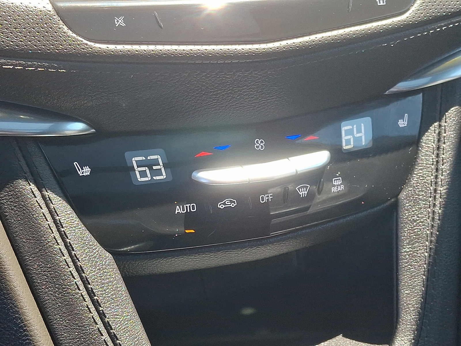 Used 2023 Cadillac XT5 Premium Luxury AWD/4WD image 16