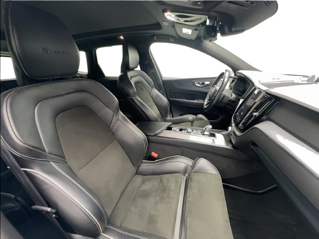 Used 2019 Volvo XC60 T8 R-Design AWD/4WD image 32