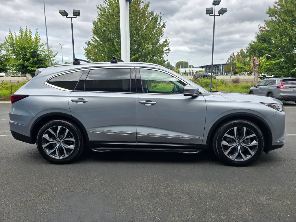Used 2023 Acura MDX w/ Technology Package AWD/4WD image 6