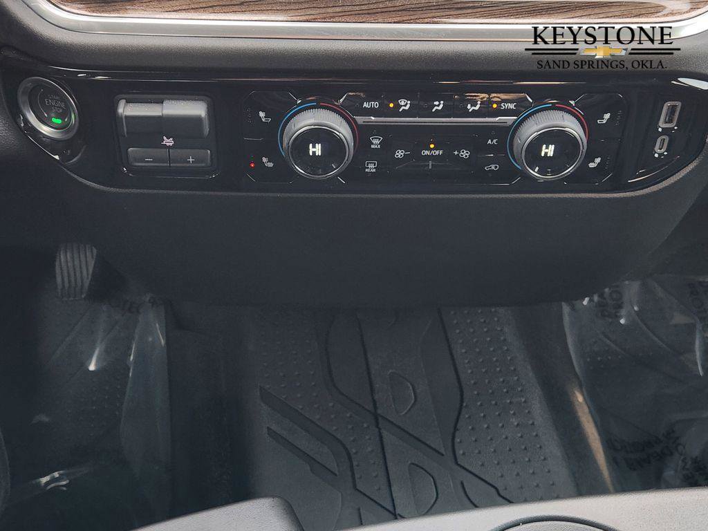 New 2025 Chevrolet Silverado 1500 RST image 19