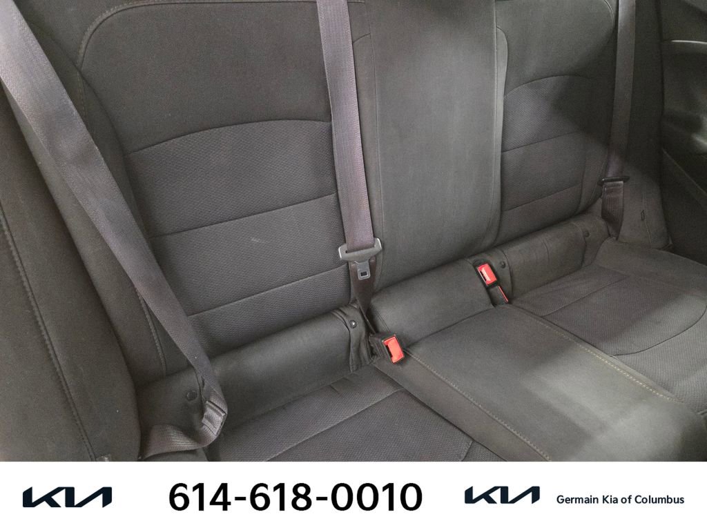 Used 2017 Chevrolet Cruze LS FWD image 19