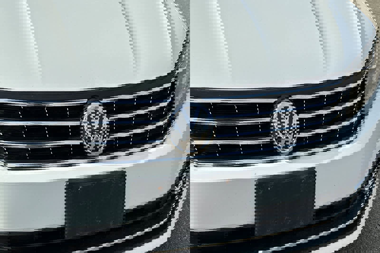 Used 2019 Volkswagen Passat 2.0T Wolfsburg image 10