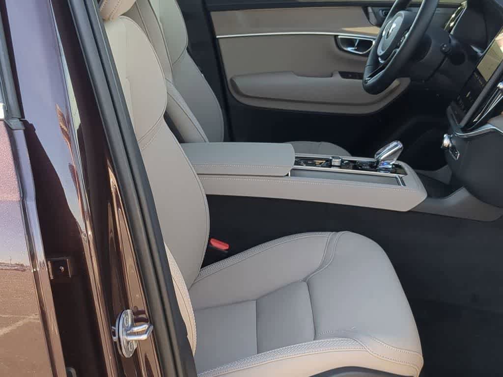 New 2026 Volvo XC90 T8 Plus w/ Protection Package Premier AWD/4WD image 20