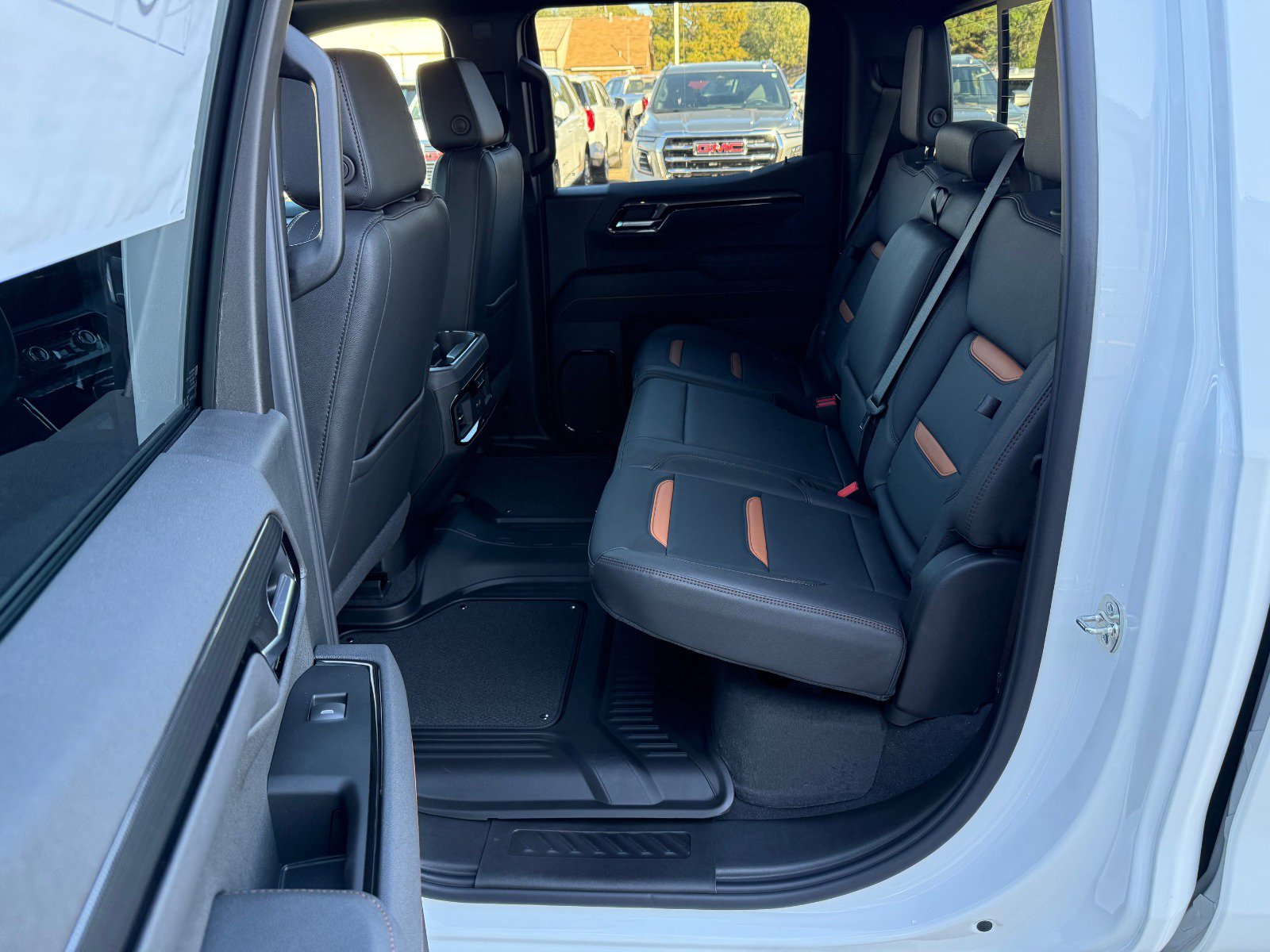 New 2026 GMC Sierra 1500 AT4 w/ AT4 Premium Package image 15