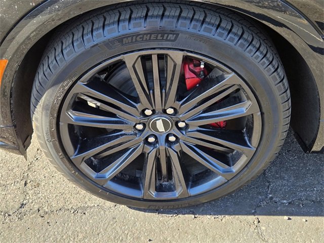 New 2026 Cadillac Lyriq V image 9