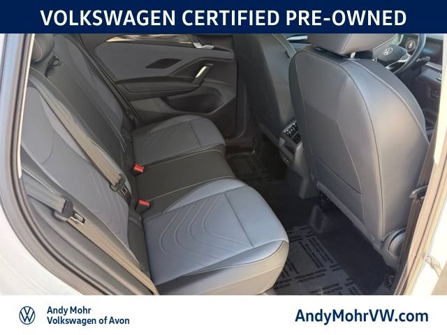 Used 2026 Volkswagen Tiguan SE w/ Panoramic Sunroof Package AWD/4WD image 17