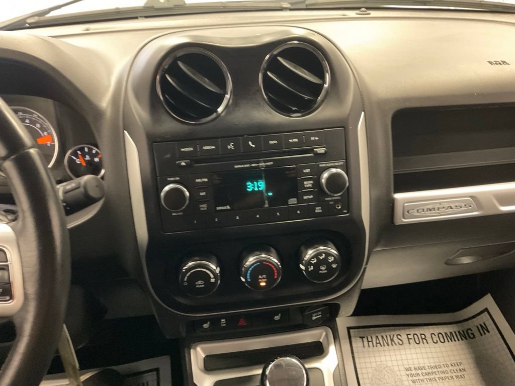 Used 2016 Jeep Compass Latitude AWD/4WD image 20