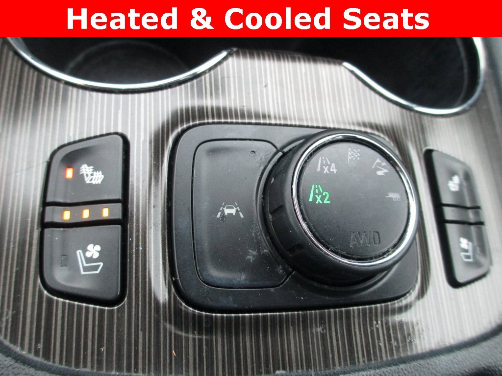 Used 2021 GMC Acadia SLT w/ Elevation Edition image 17