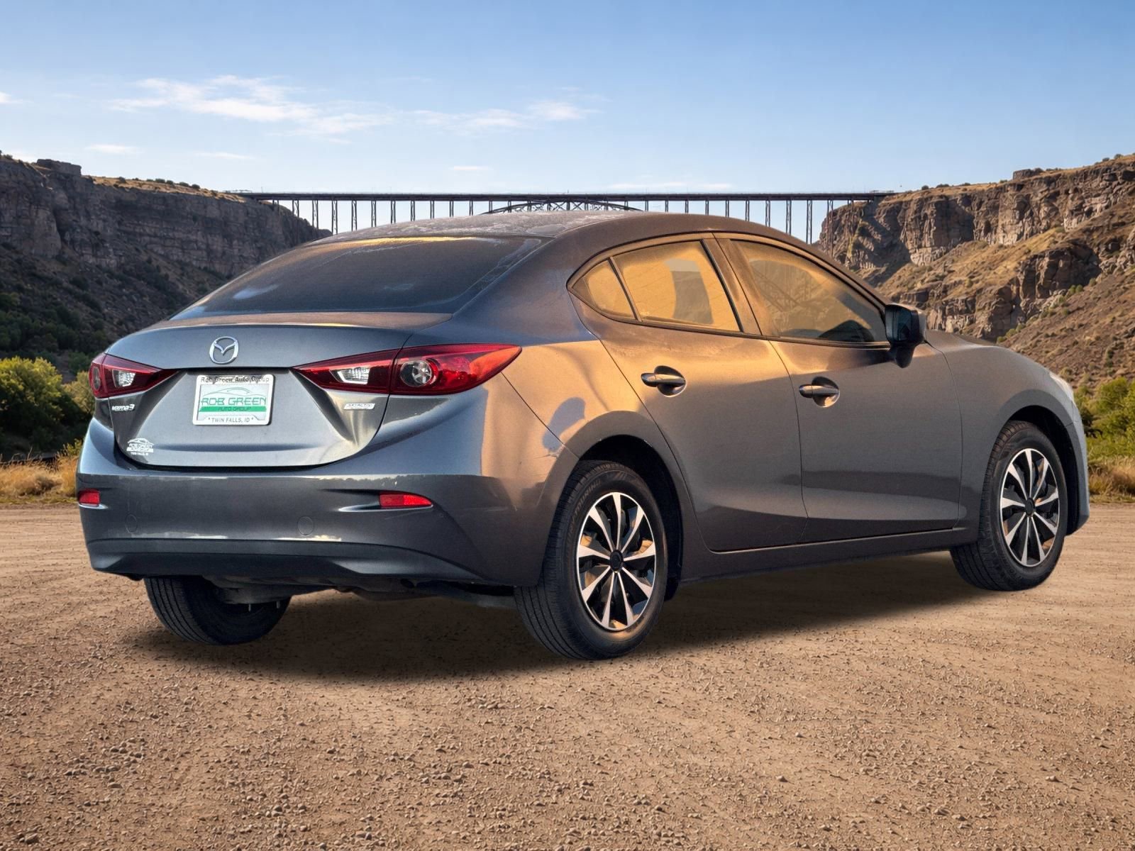 Used 2015 MAZDA MAZDA3 i Sport image 3