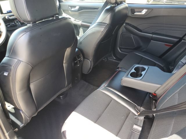 Used 2025 Ford Escape ST-Line FWD image 11