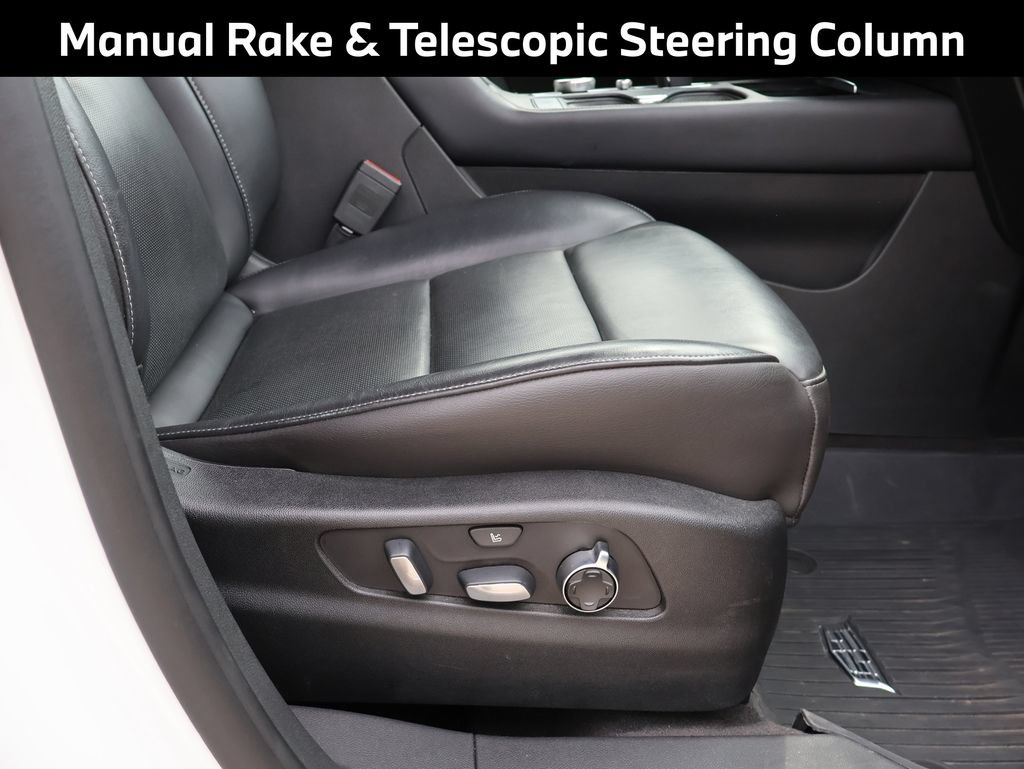 Used 2019 Cadillac XT4 Premium Luxury AWD/4WD image 14