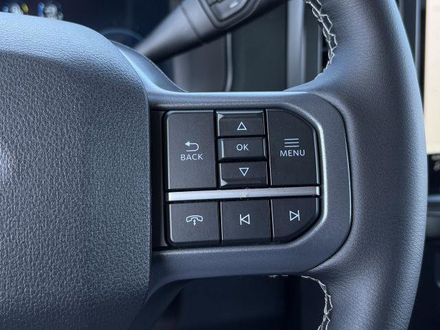 New 2026 Ford F250 Lariat w/ Black Appearance Package AWD/4WD image 15