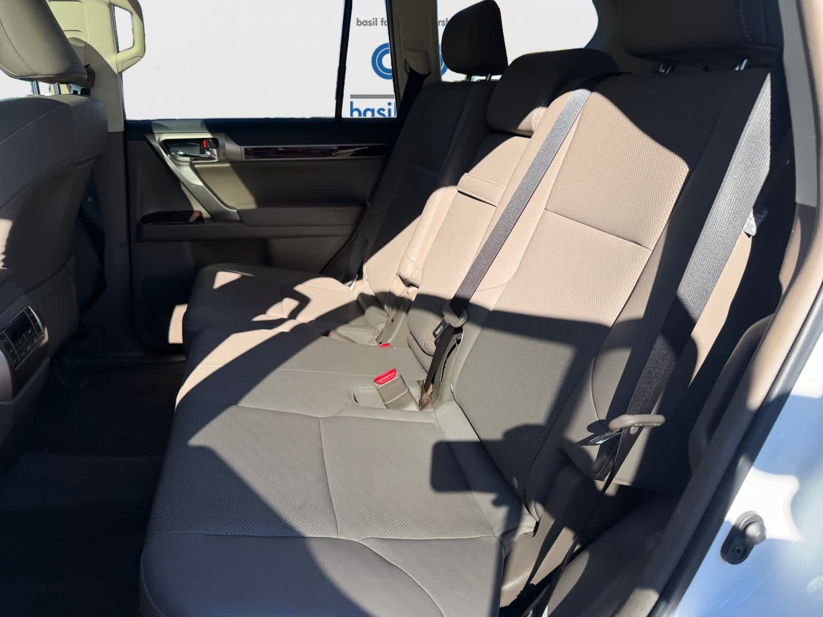 Used 2019 Lexus GX 460 Premium AWD/4WD image 18