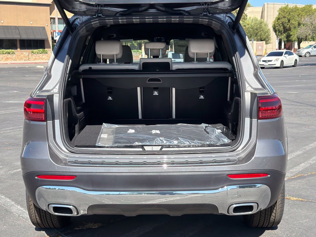 New 2026 Mercedes-Benz GLB 250 4MATIC image 15