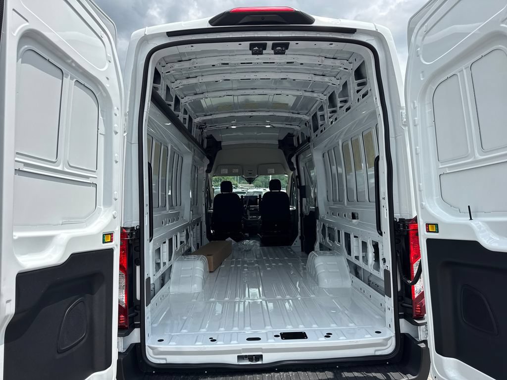New 2026 Ford Transit 350 148 High Roof Extended DRW w/ Upfitter Package RWD image 9