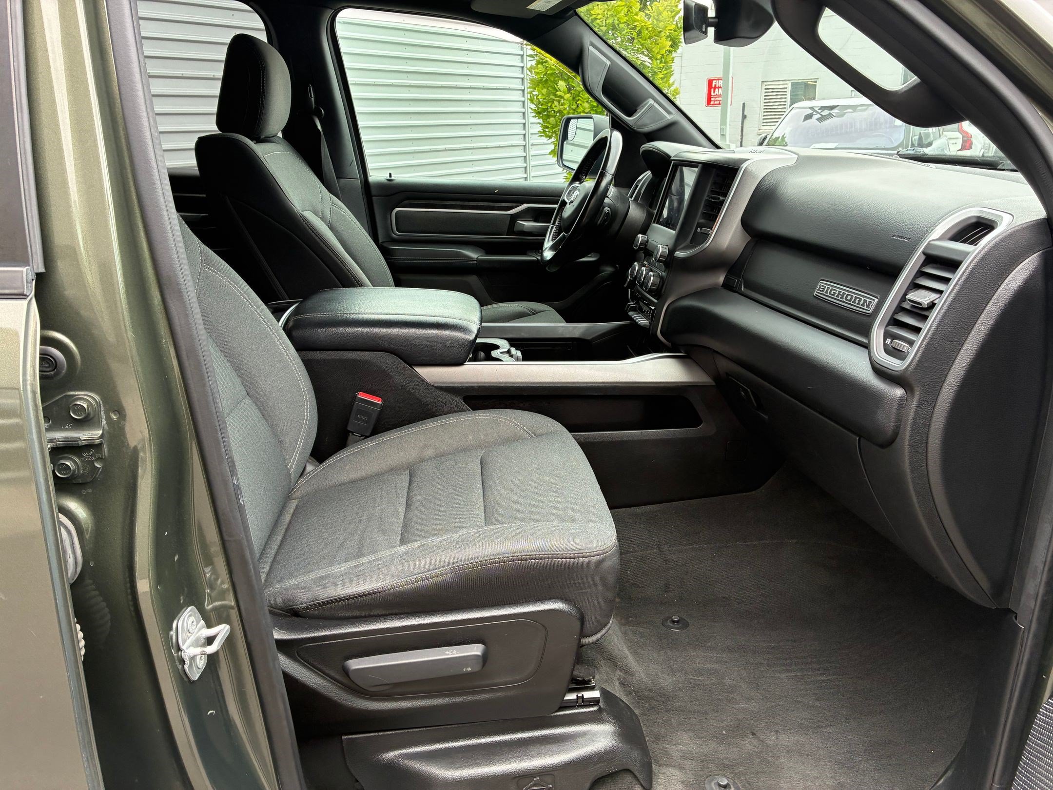 Used 2021 RAM 1500 Big Horn AWD/4WD image 29