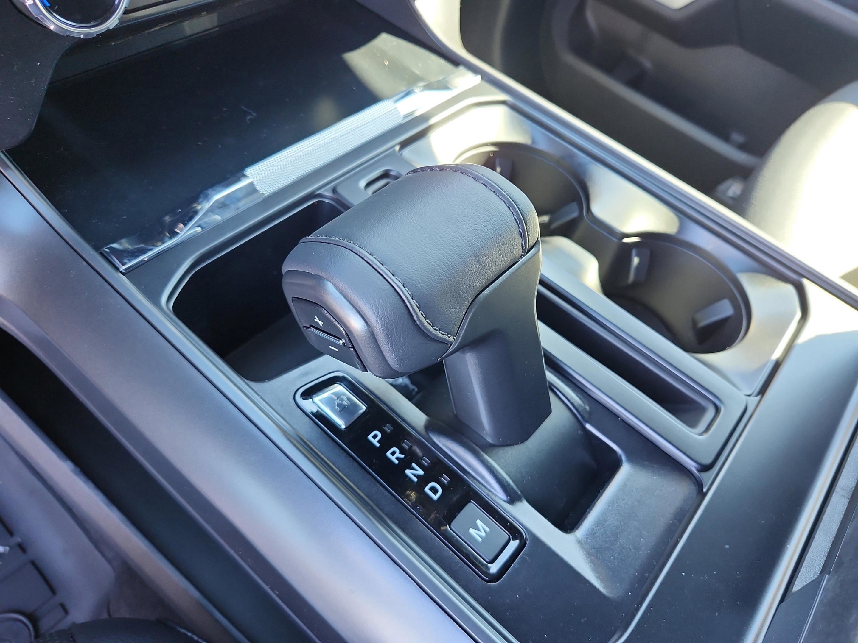 New 2025 Ford F150 Lariat w/ Equipment Group 502A High image 14