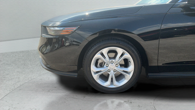 Used 2025 Honda Accord LX image 25