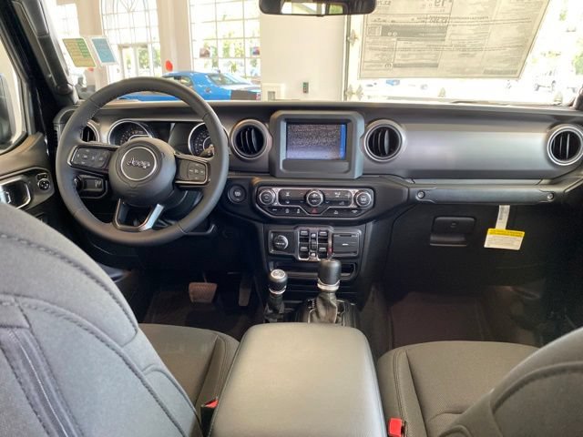 New 2023 Jeep Gladiator Sport AWD/4WD image 30