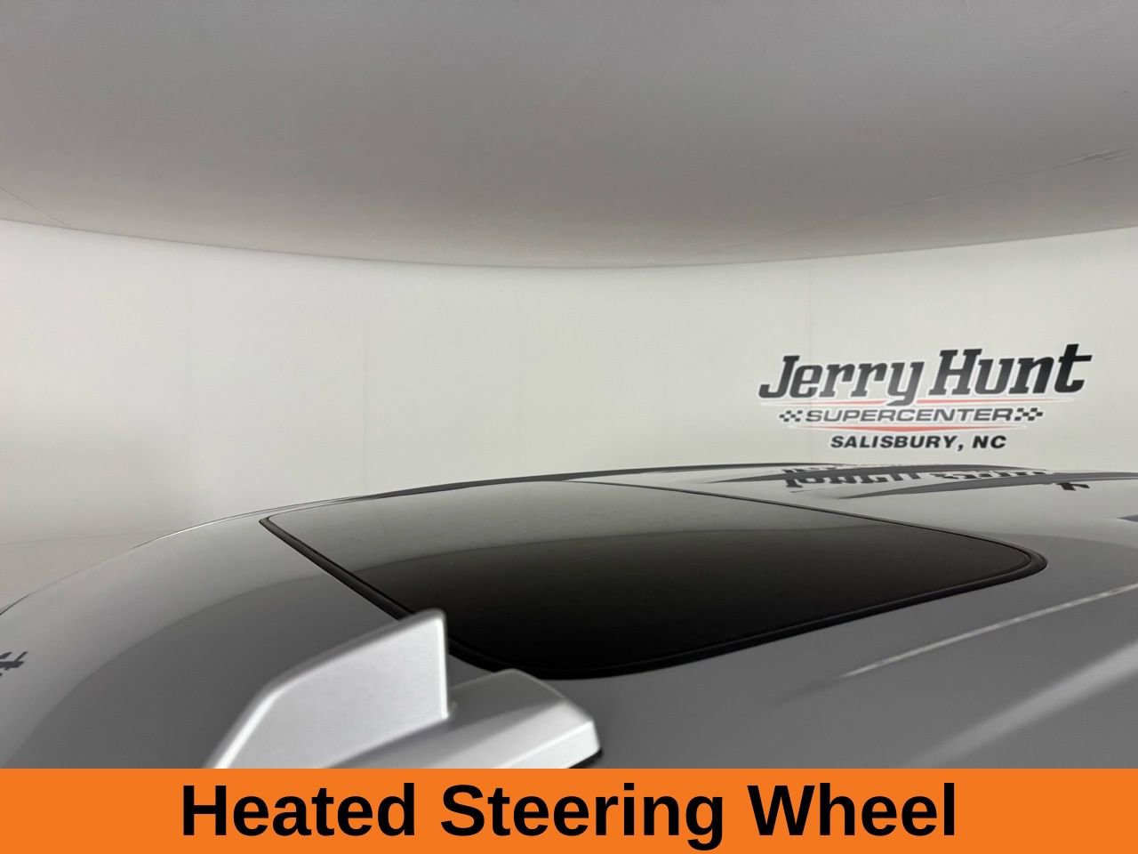 Used 2020 Chevrolet Silverado 2500 LTZ w/ LTZ Convenience Package image 14