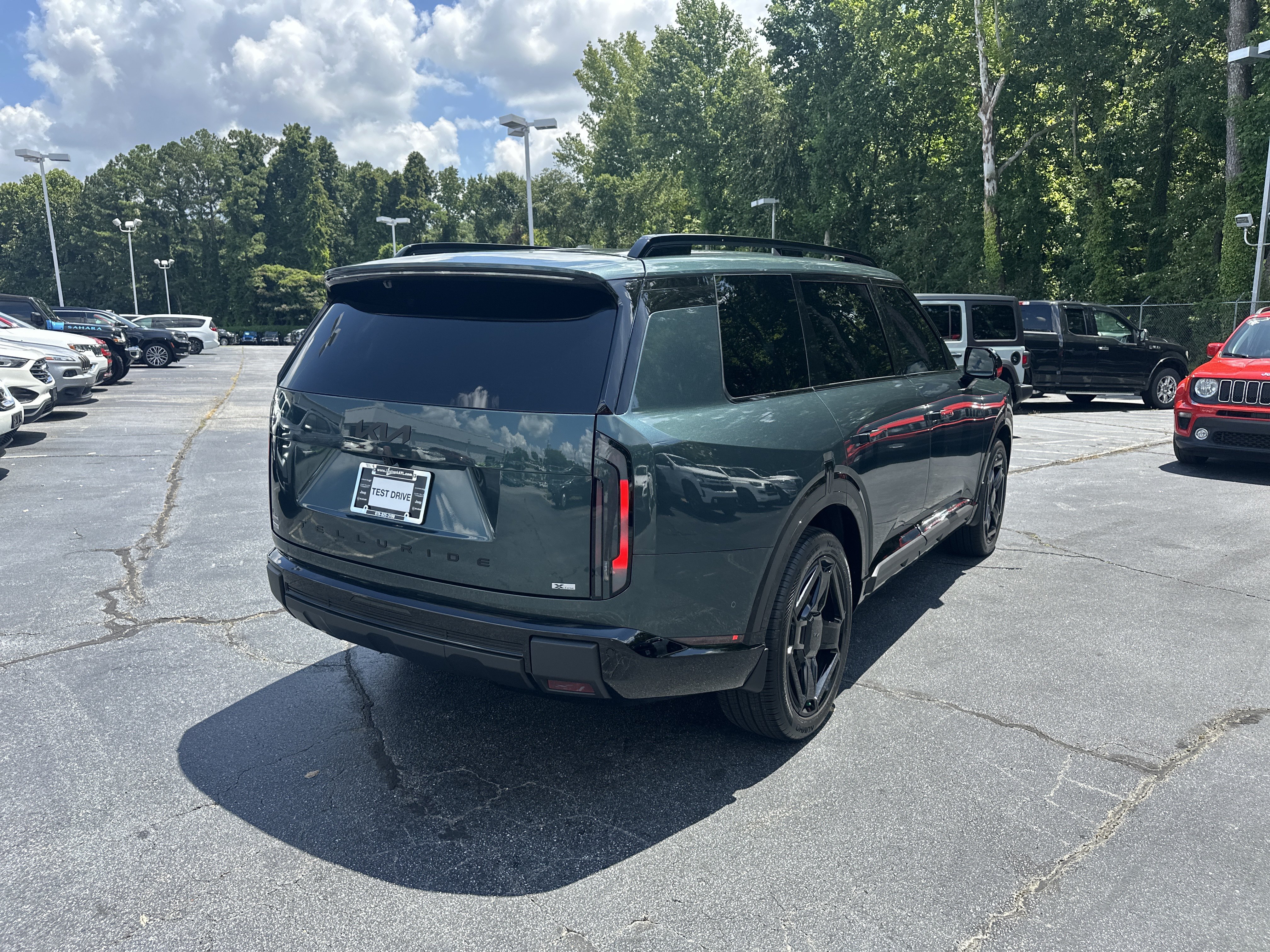 Used 2027 Kia Telluride X-Line SX Prestige w/ Towing Package AWD/4WD image 9