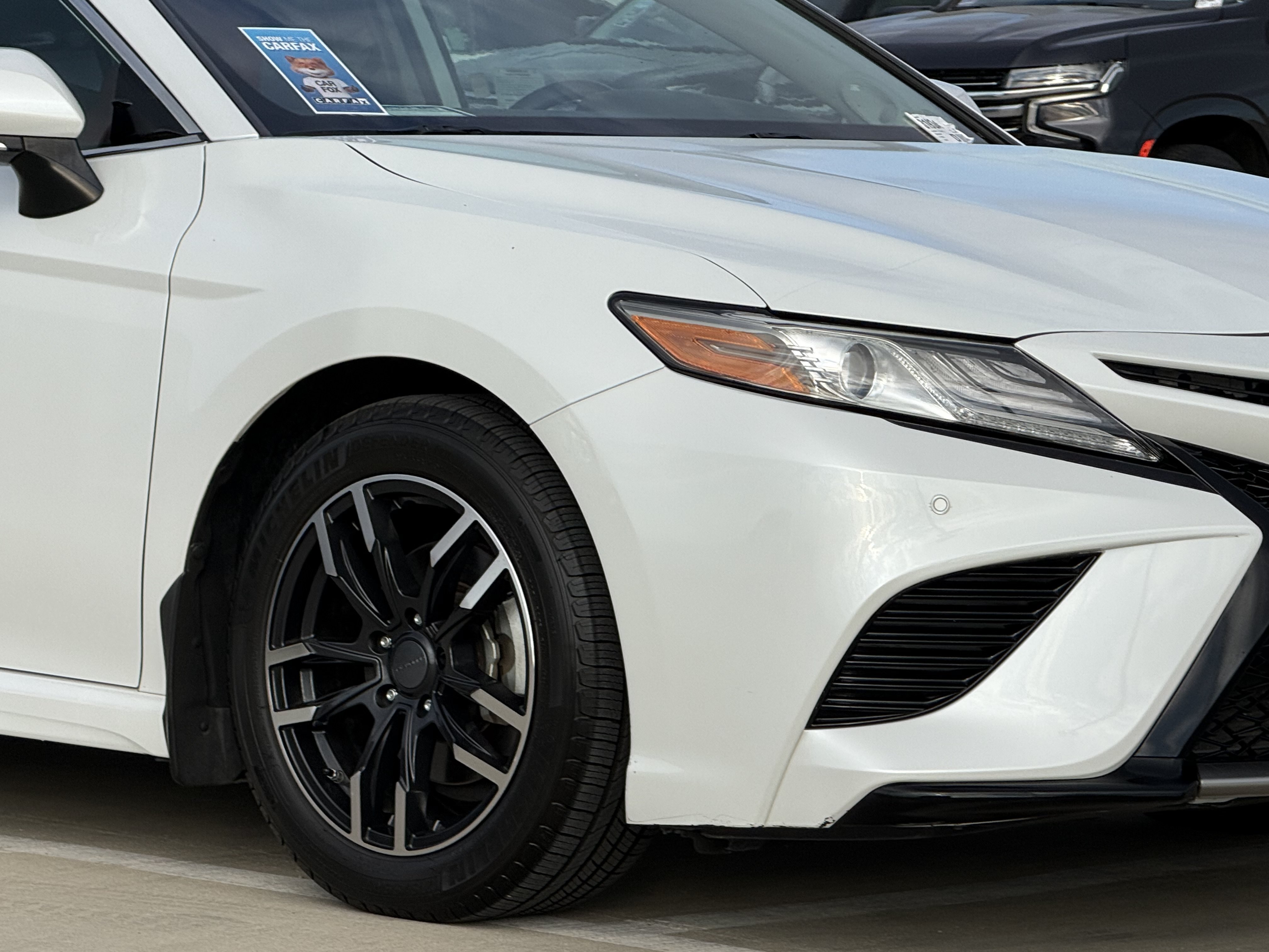 Used 2019 Toyota Camry XSE w/ Driver Assist Package FWD image 4