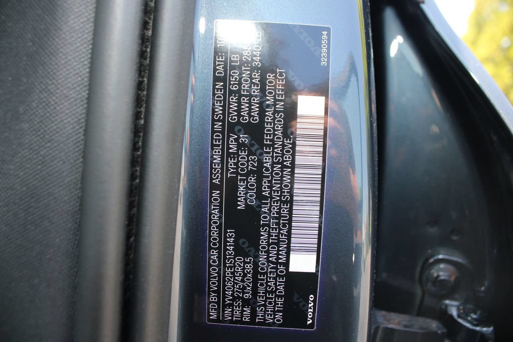 Used 2025 Volvo XC90 B6 Plus AWD/4WD image 40