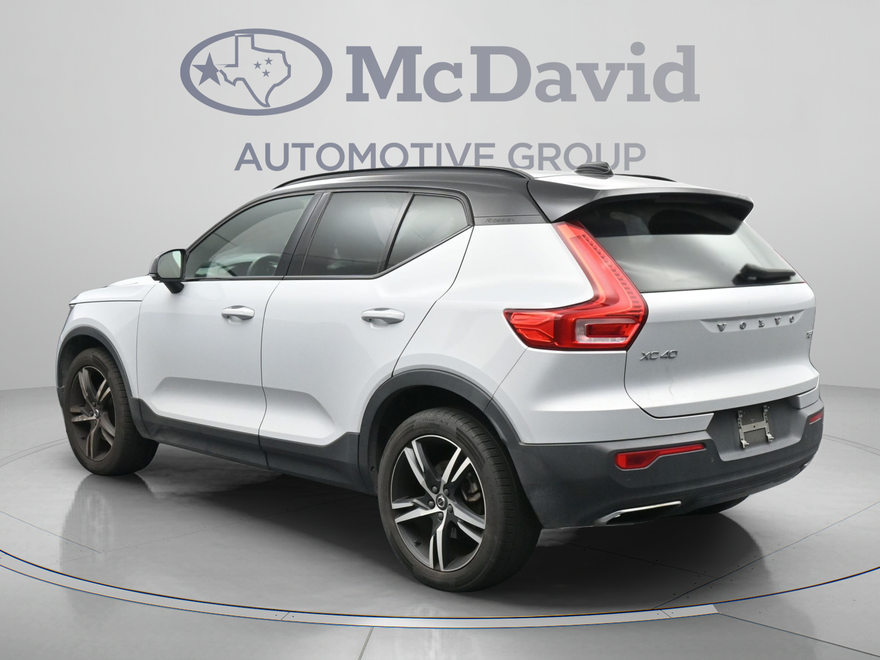 Used 2020 Volvo XC40 T5 R-Design w/ Protection Package Premier AWD/4WD image 6