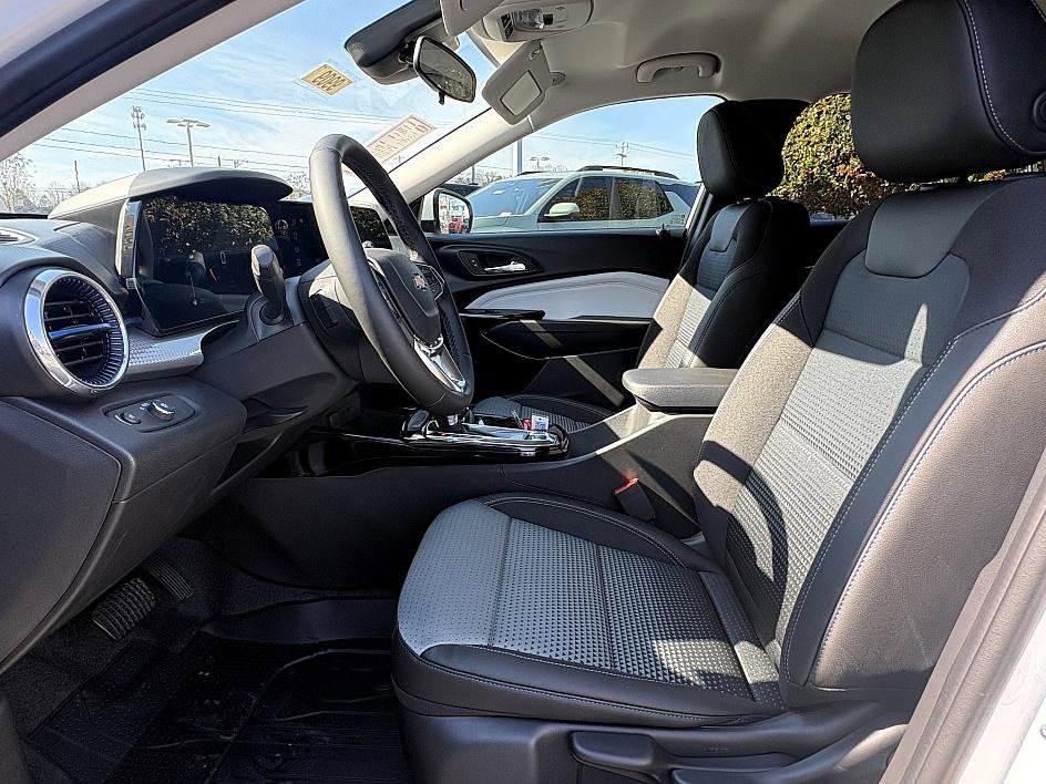 New 2026 Chevrolet Trax LT w/ LT Convenience Package image 9