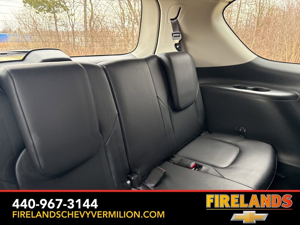 Used 2024 Nissan Armada SL image 45