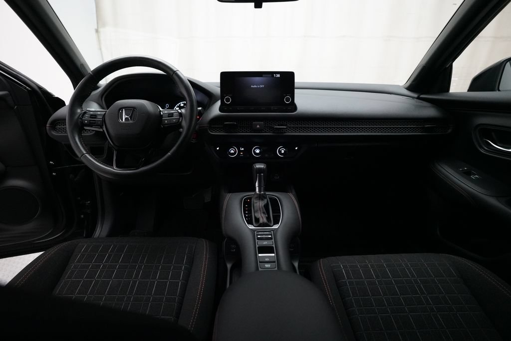 Certified 2024 Honda HR-V Sport image 5