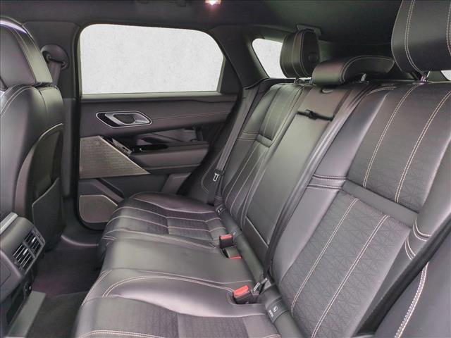 Used 2019 Land Rover Range Rover Velar R-Dynamic SE image 22