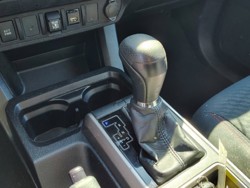 Used 2022 Toyota Tacoma SR5 AWD/4WD image 19