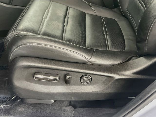 Used 2020 Honda CR-V Touring image 19