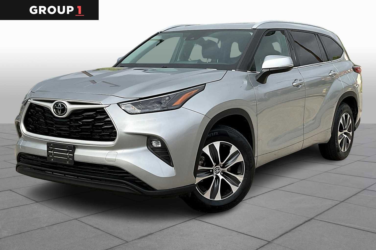 Used 2022 Toyota Highlander XLE
